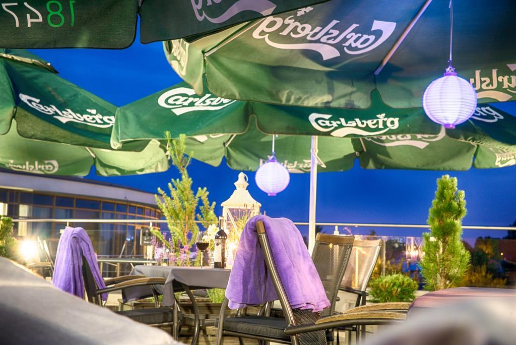 Blue Diamond Hotel Active Spa Trzebownisko Ngoại thất bức ảnh